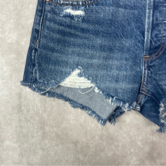 Denim Forum x Aritzia The Ex Boyfriend Relaxed Mid-Rise Cut-Off Shorts Size 24 - Picture 2 of 8